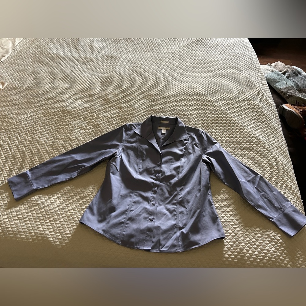 Chico’s (Size 1 = 8/M) Business Casual Button Down Blouse